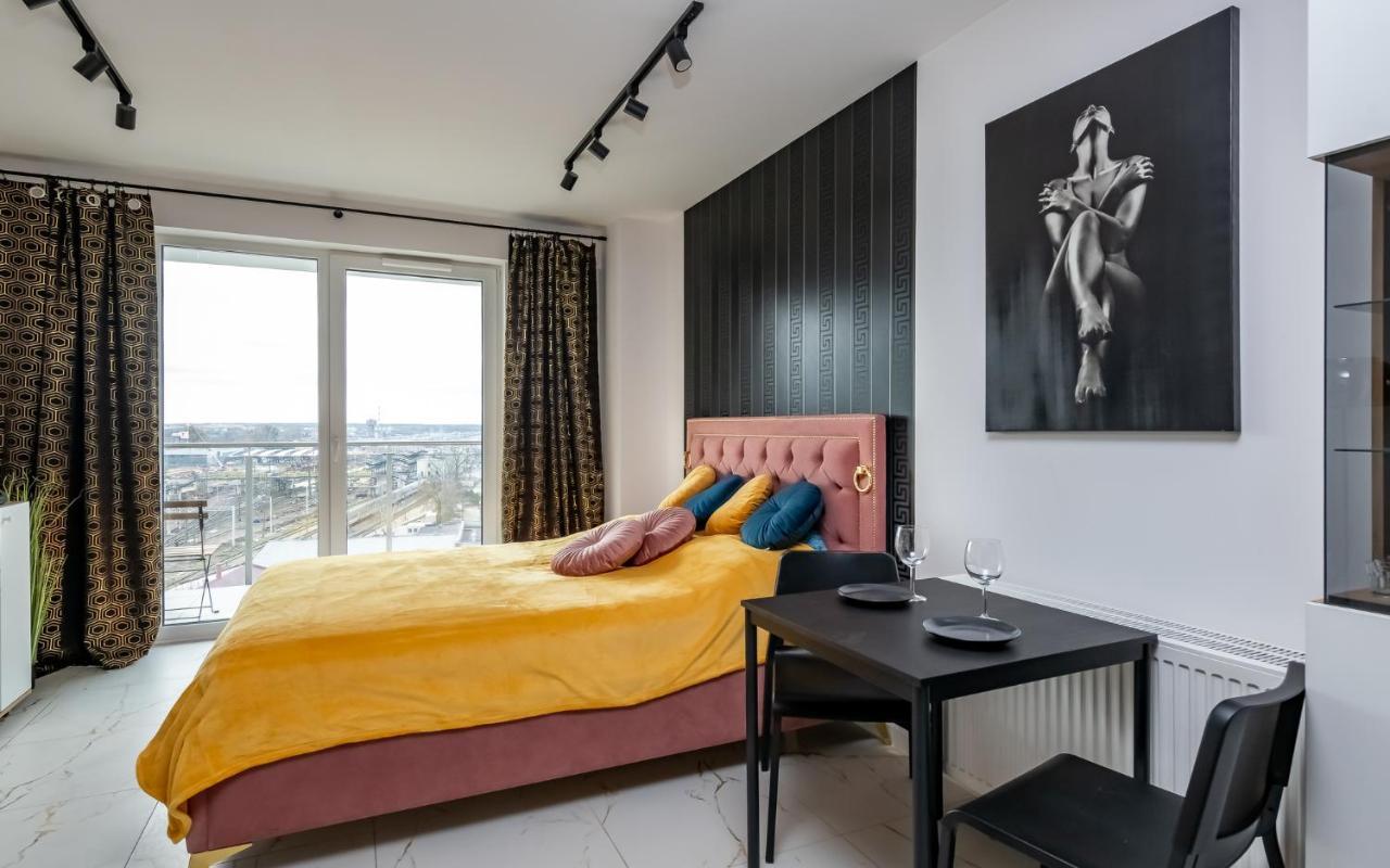 Loveroom Panorama Park Jacuzzi * Bialystok